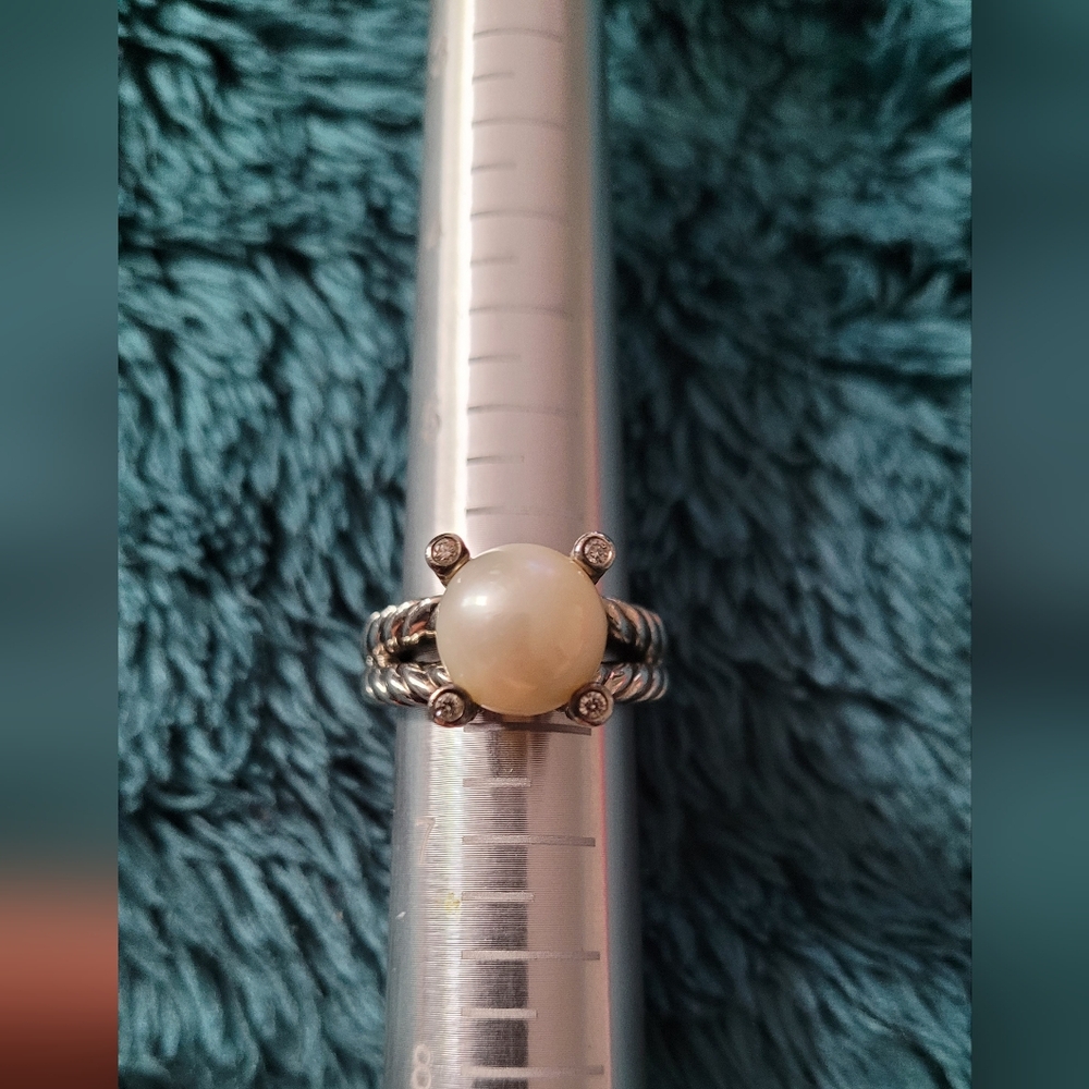 David Yurman Sterling Silver Pearl Ring With Diamonds - Picture 2 of 10